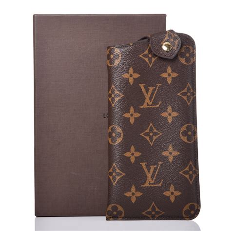 louis vuitton glasses case|Louis Vuitton sunglasses cases.